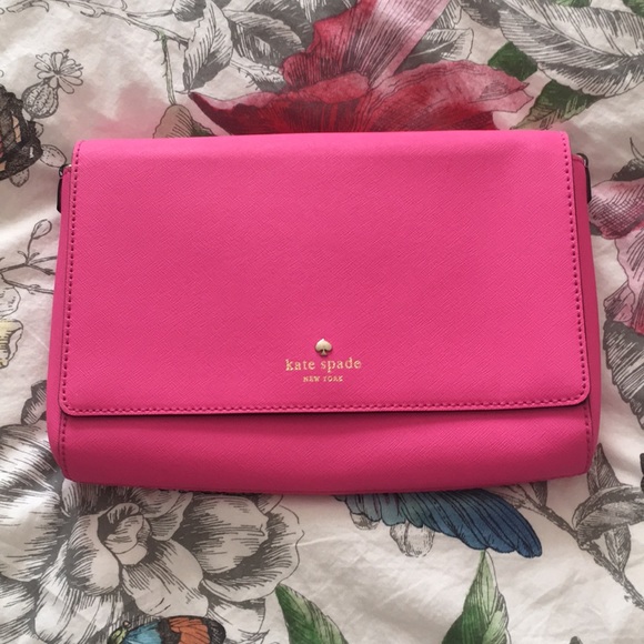 kate spade Handbags - Kate Spade Crossbody Bag NWT